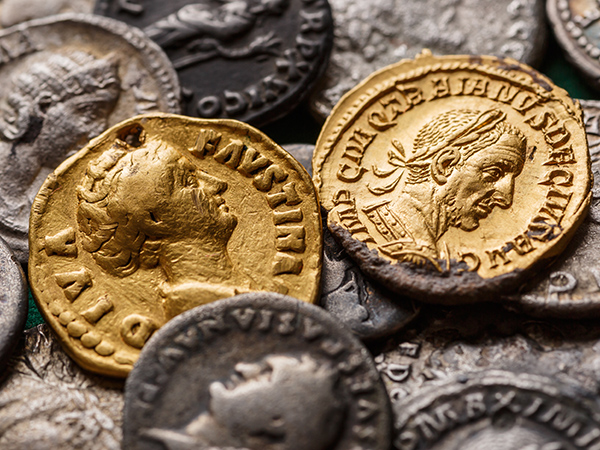 A treasure of Roman gold and silver coins.Trajan Decius. AD 249-251. AV Aureus.Ancient coin of the Roman Empire.Authentic  silver denarius, antoninianus,aureus of ancient Rome.Antikvariat.